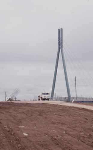 AI-21055 Construction of Link Bridge over highway at Werrington January 1992