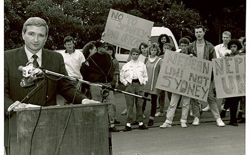 Turning of the first sod for the new Chifley University by NSW Premier Nick Greiner – Students protest against being a part of Sydney University 1988 (P5584)