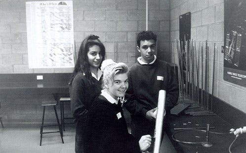 Three students perform an experiment at the Science Fair 1992 (P2362)
