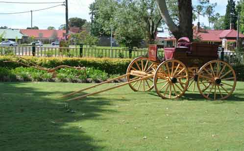 AM-76 Sociable - horse-drawn buggy c.1890s