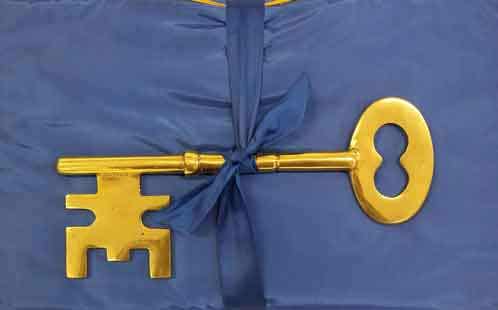 AM-260 Key to the City of Hawkesbury - Commemorating 100 years of Hawkesbury Agricultural College, 1991