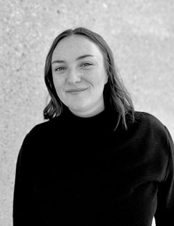 Madeline Dove Madeline-Dove-Photo