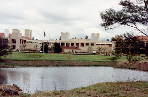 Campbelltown_Campus_1980s_Thumbnail