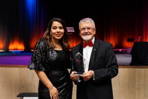 Professional Excellence Award winner, Mariam Veiszadeh, pictured with Chancellor Professor Peter Shergold AC.