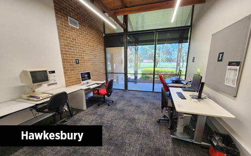 Hawkesbury Access Room - 3 workstations.