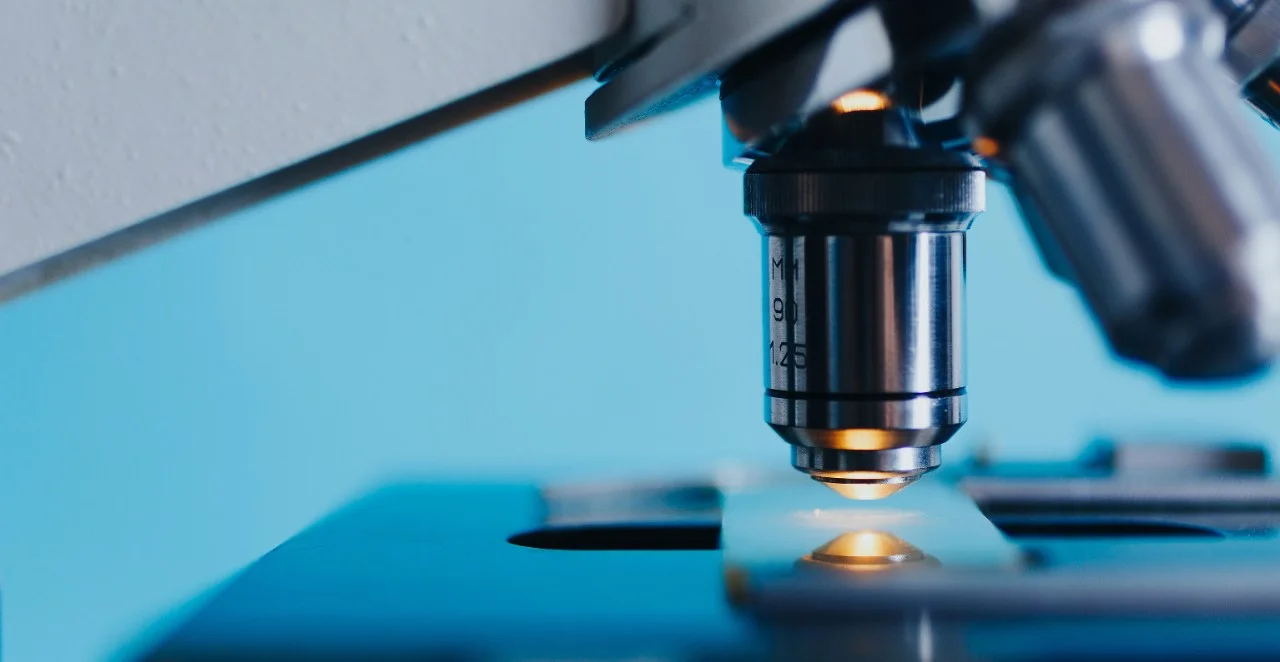 Microscope