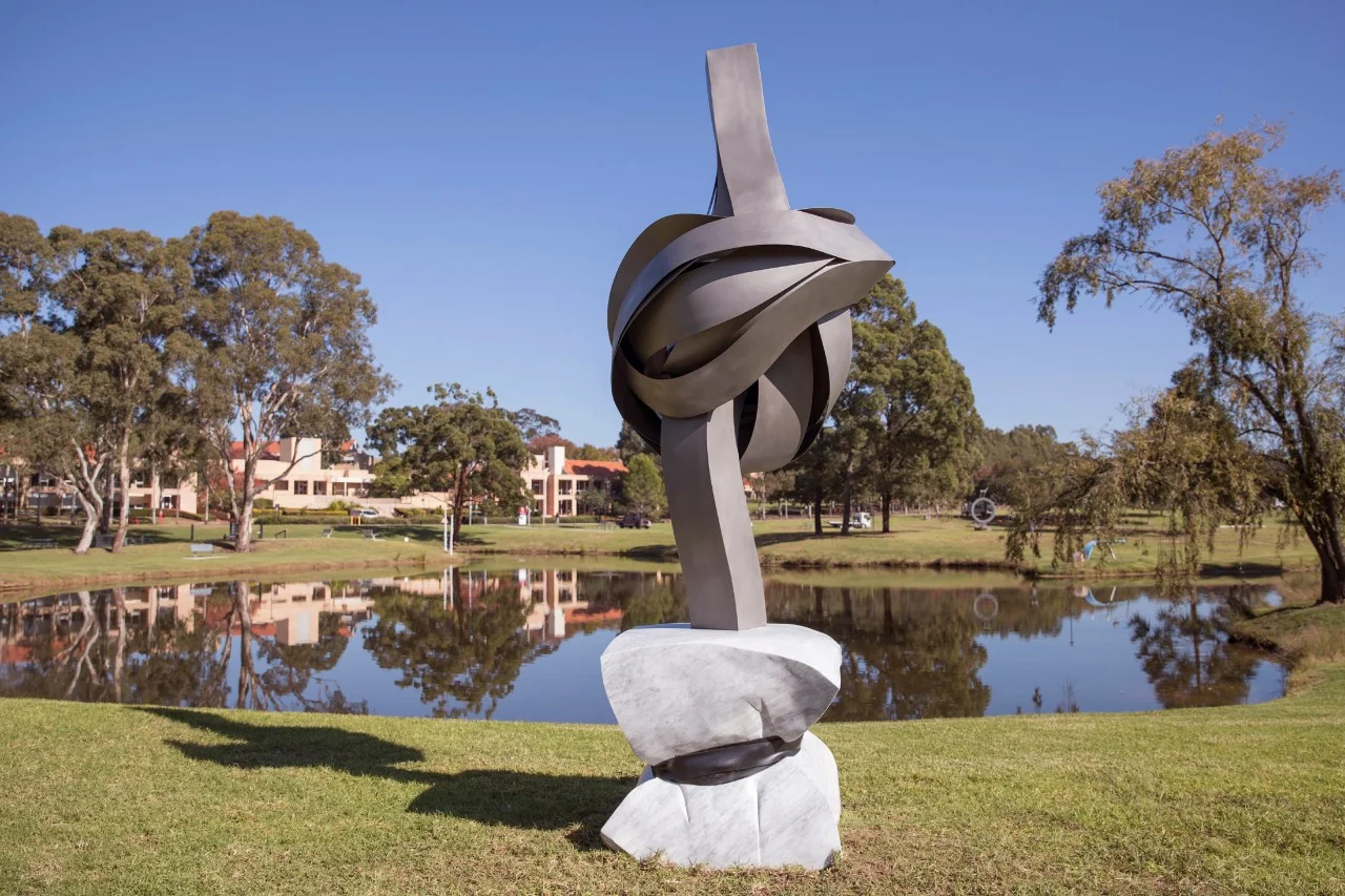 Martin George Divergent Convergent