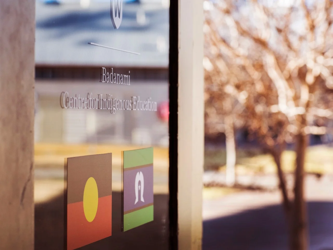 We want to encourage Aboriginal and Torres Strait Islanders to study at Western. So, we offer you access to a great range of services, like career advice, tutors, medical help, counselling, computers, study spaces, a kitchen and printing facilities – even opportunities to study abroad.