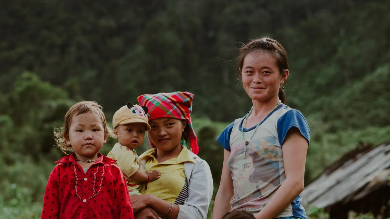 Children in Laos
