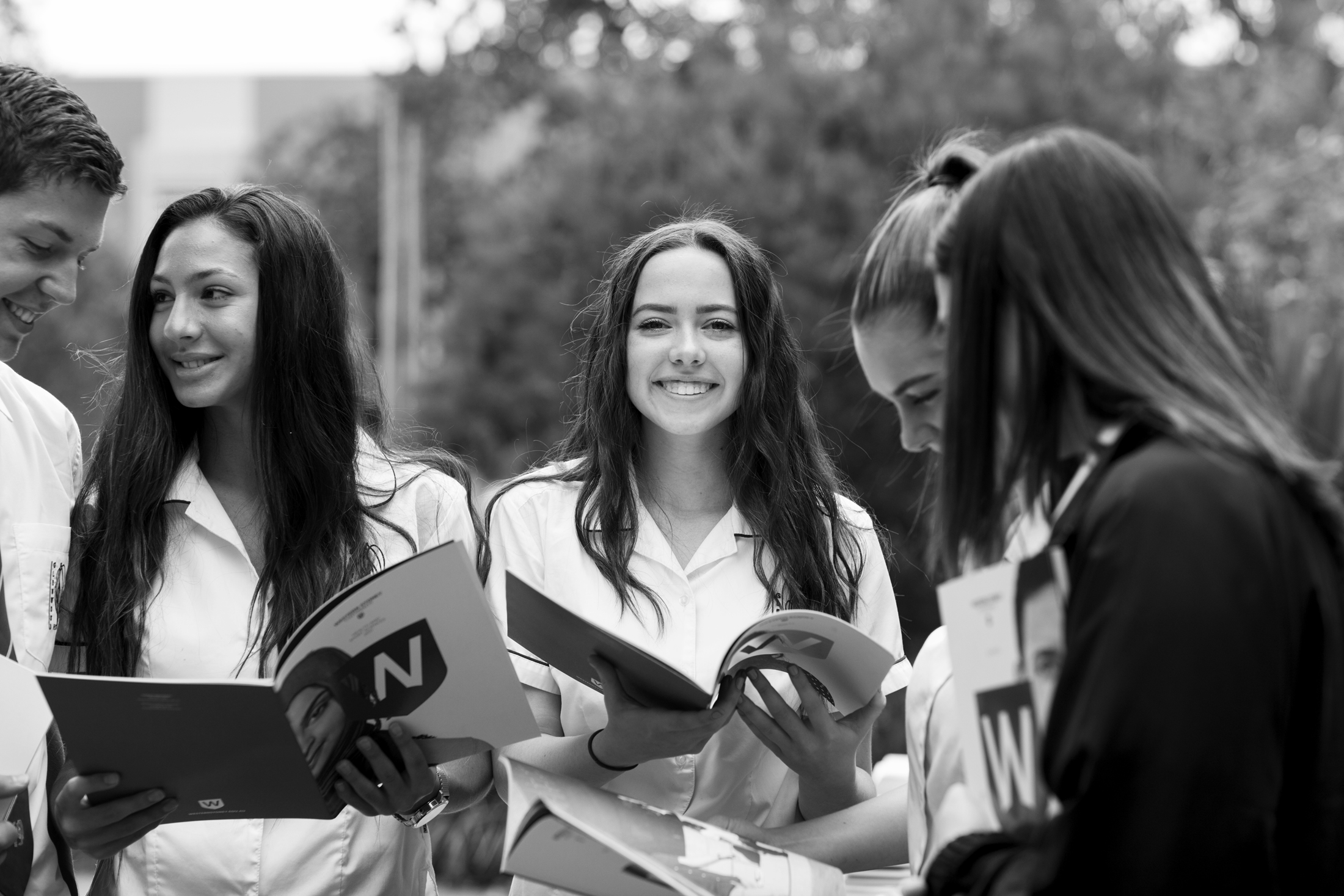 Students on a Western Sydney University campus
