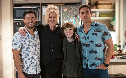 Deborah-Lee Furness on the set of 'Neighbours