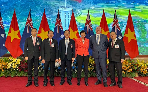 Westen & UEH Representatives at Whitlam Scholarhip MoU Signing