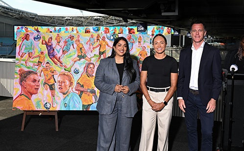 Alumnus Kirthana Selvaraj - With NSW Premier Chris Minns and Kyah Simon