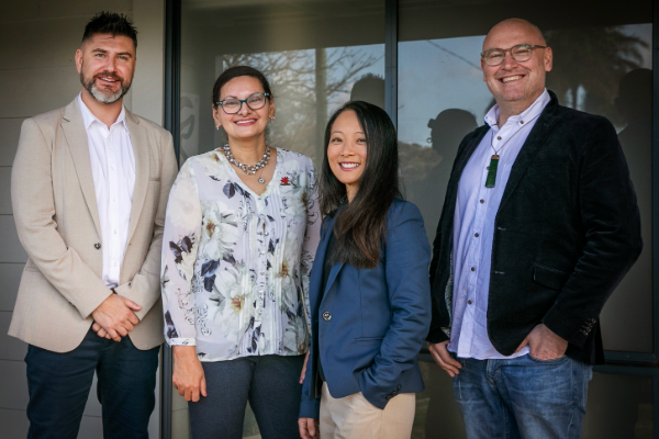 Prof Gorkin, Dr Uppal, A/Prof Ee and A/Prof Armour