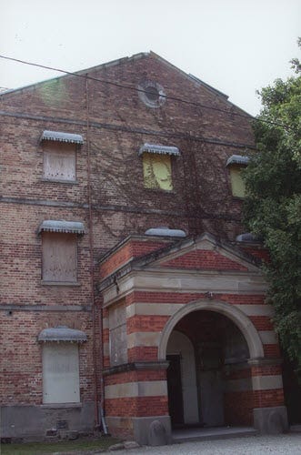 Female_Orphan_School_prior_to_restoration_Thumbnail