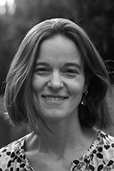 Headshot of Elisabeth Duursma.