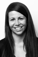 Headshot of Freya MacMillan.