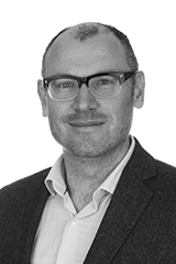 Headshot of Mike Armour.