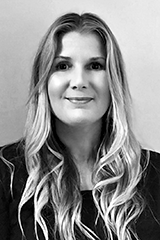 Headshot of Simone.