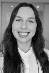 Headshot of Diana Karamacoska.