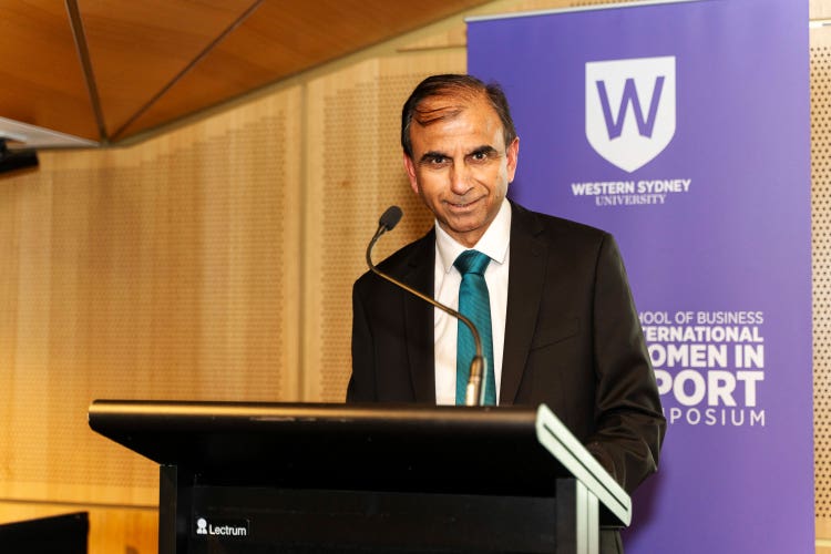 Professor Amir Mahmood